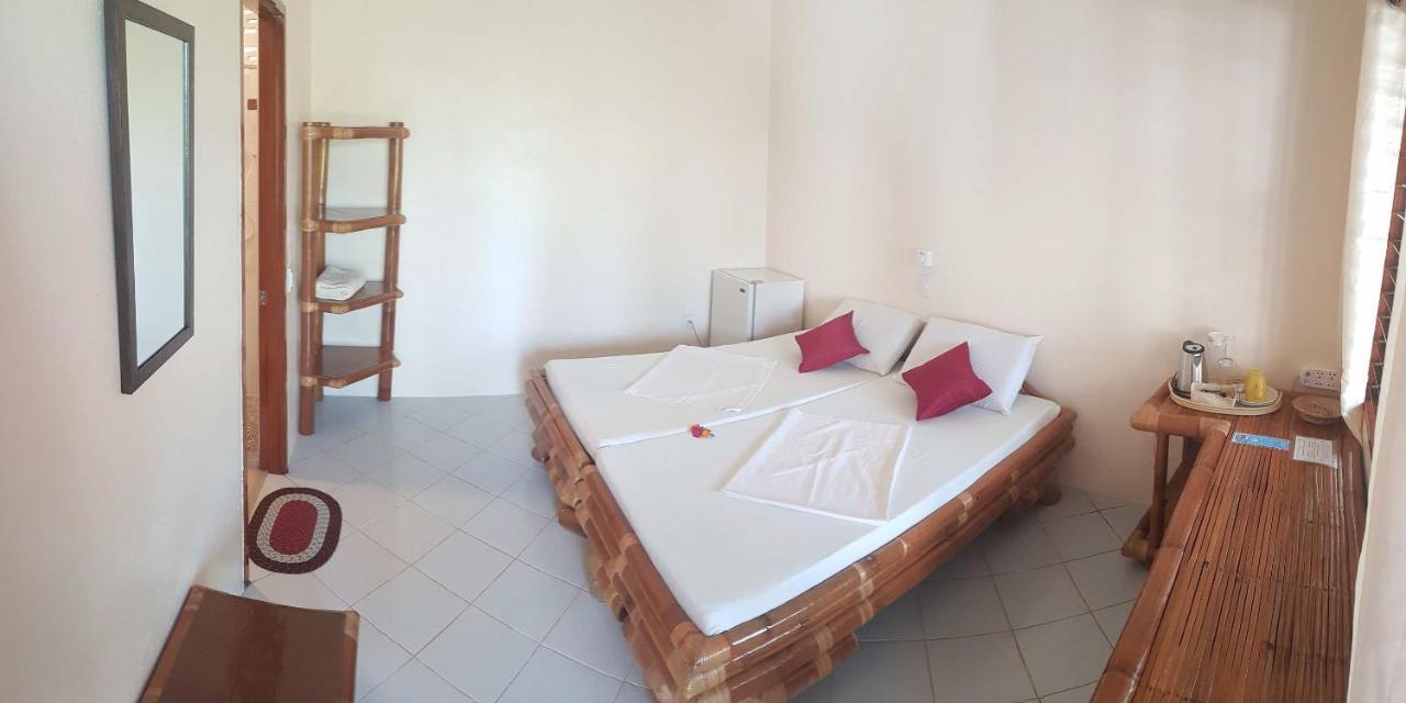 Divers Lodge Moalboal Exterior foto
