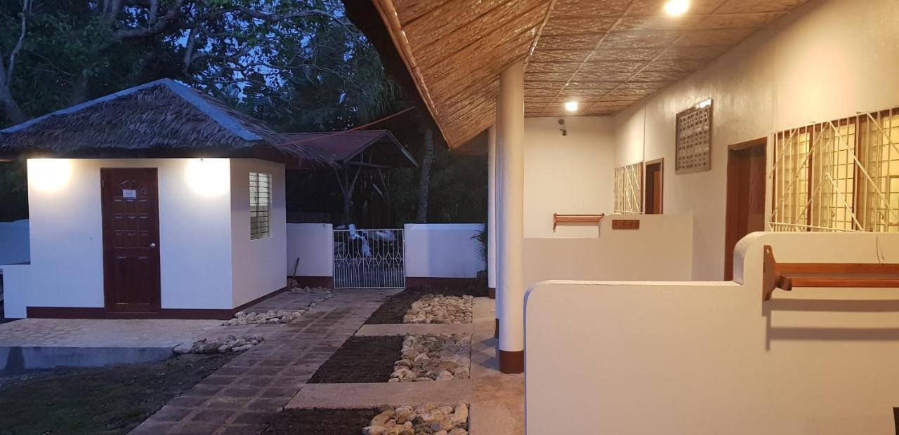 Divers Lodge Moalboal Exterior foto