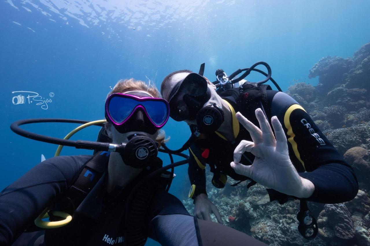 Divers Lodge Moalboal Exterior foto